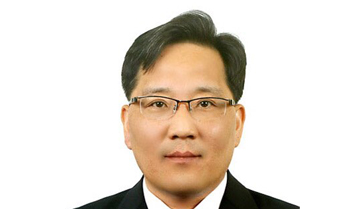 Please welcome Mr.Byeon as our new CEO